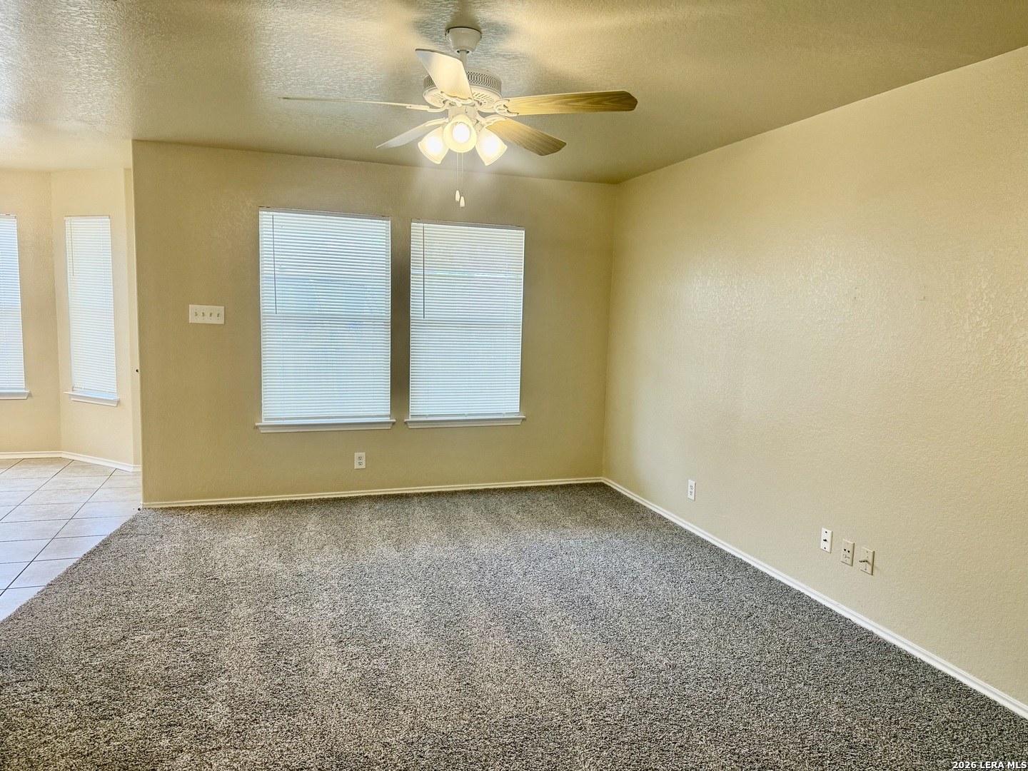 3615 Dunlap Fields Converse TX 78109