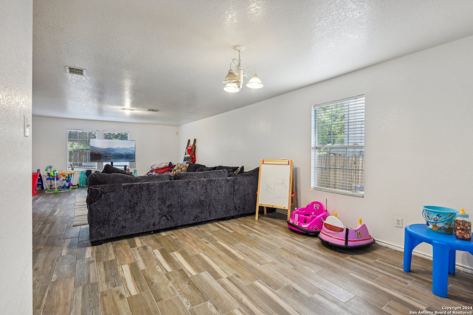 6227 Austin Valley San Antonio TX 78242