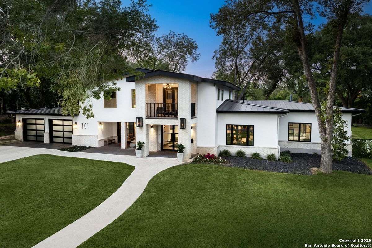 Alamo Heights TX, 301 Primrose Place