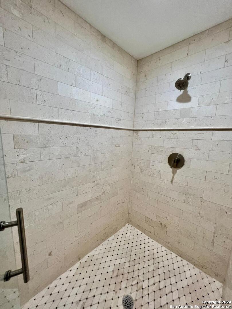 1322 Oak Path San Antonio TX 78258