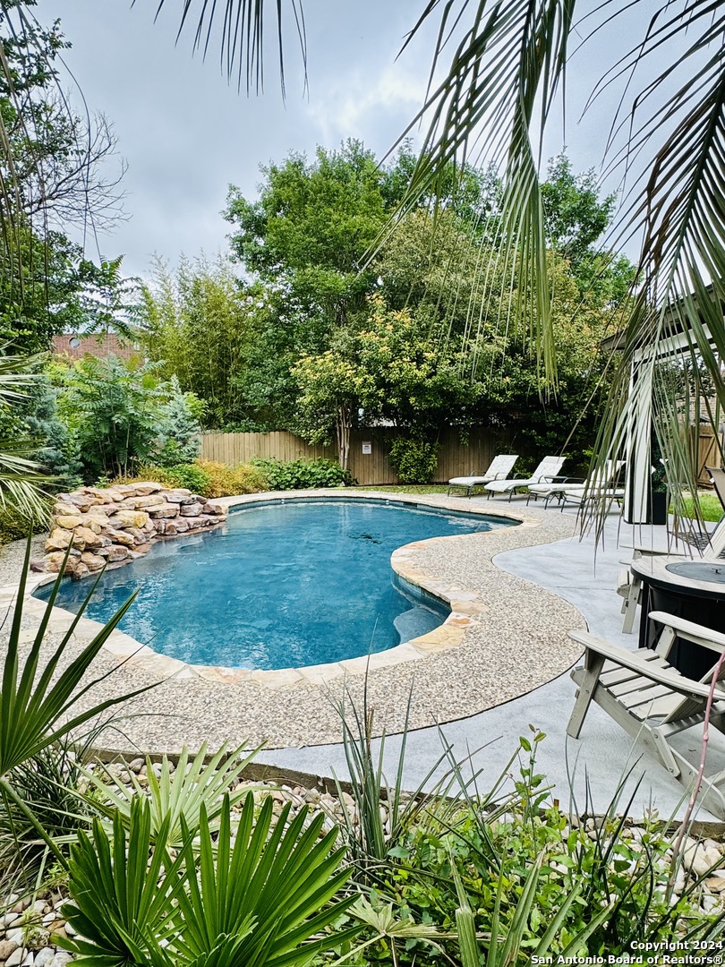 1322 Oak Path San Antonio TX 78258