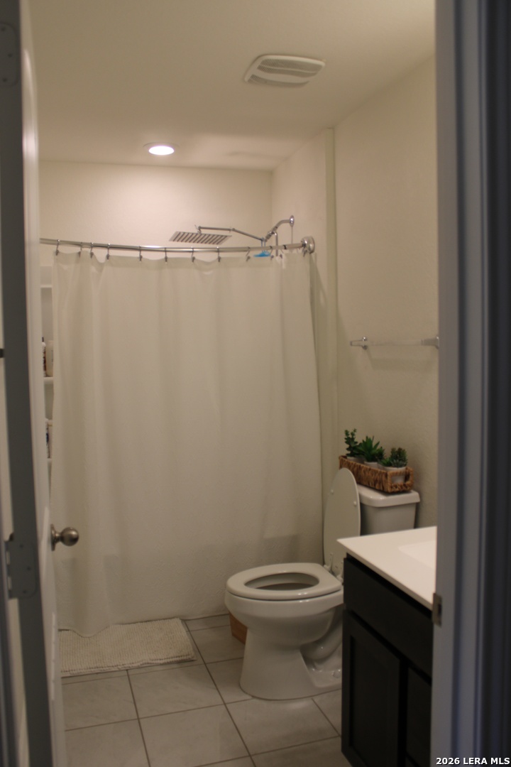 5203 Wolf Bane Drive San Antonio TX 78261