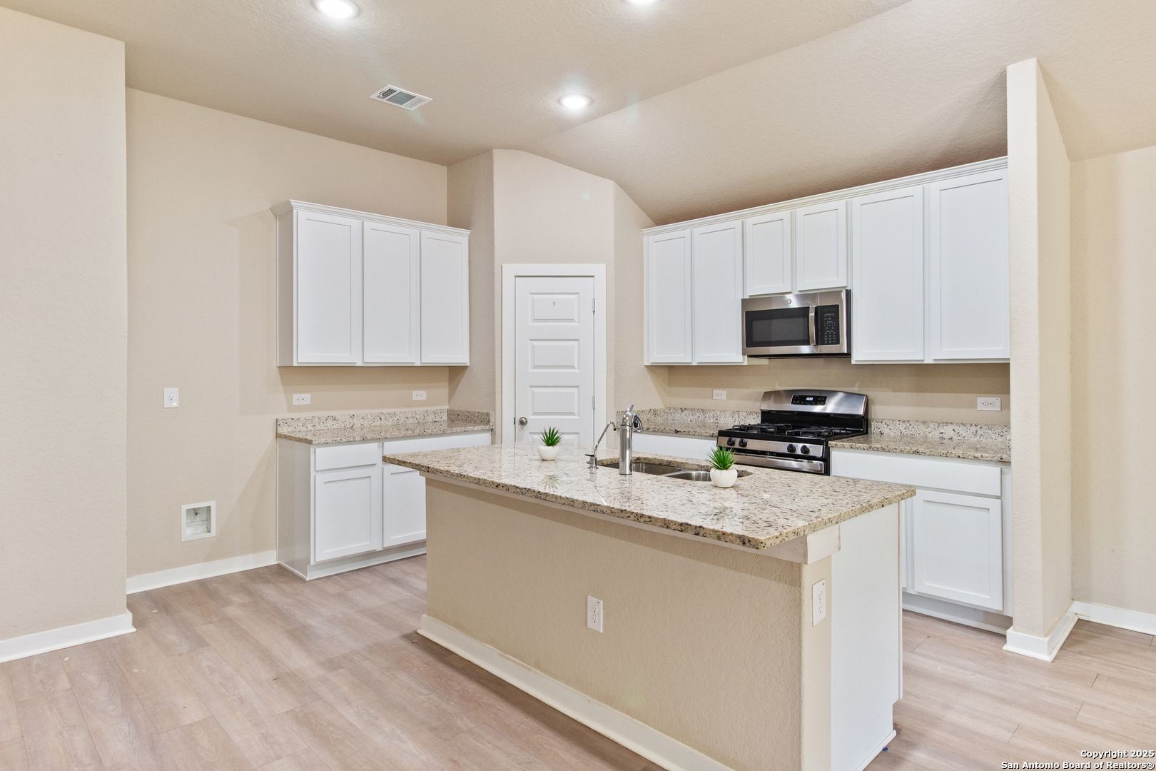 12307 Tower Forest San Antonio TX 78253
