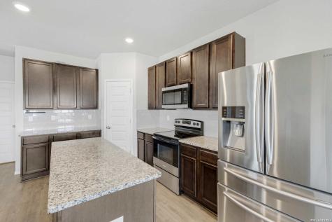 2532 Marty Way Seguin TX 78155