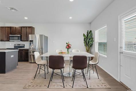2532 Marty Way Seguin TX 78155