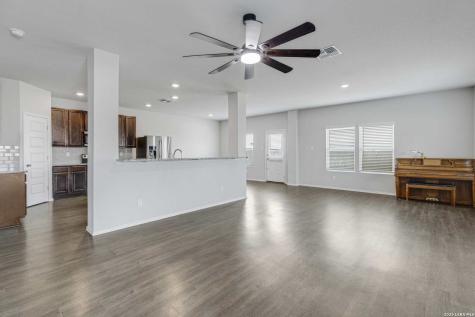 2532 Marty Way Seguin TX 78155