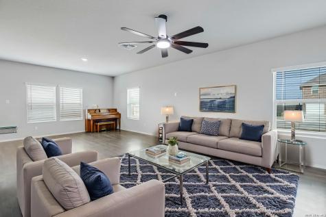 2532 Marty Way Seguin TX 78155