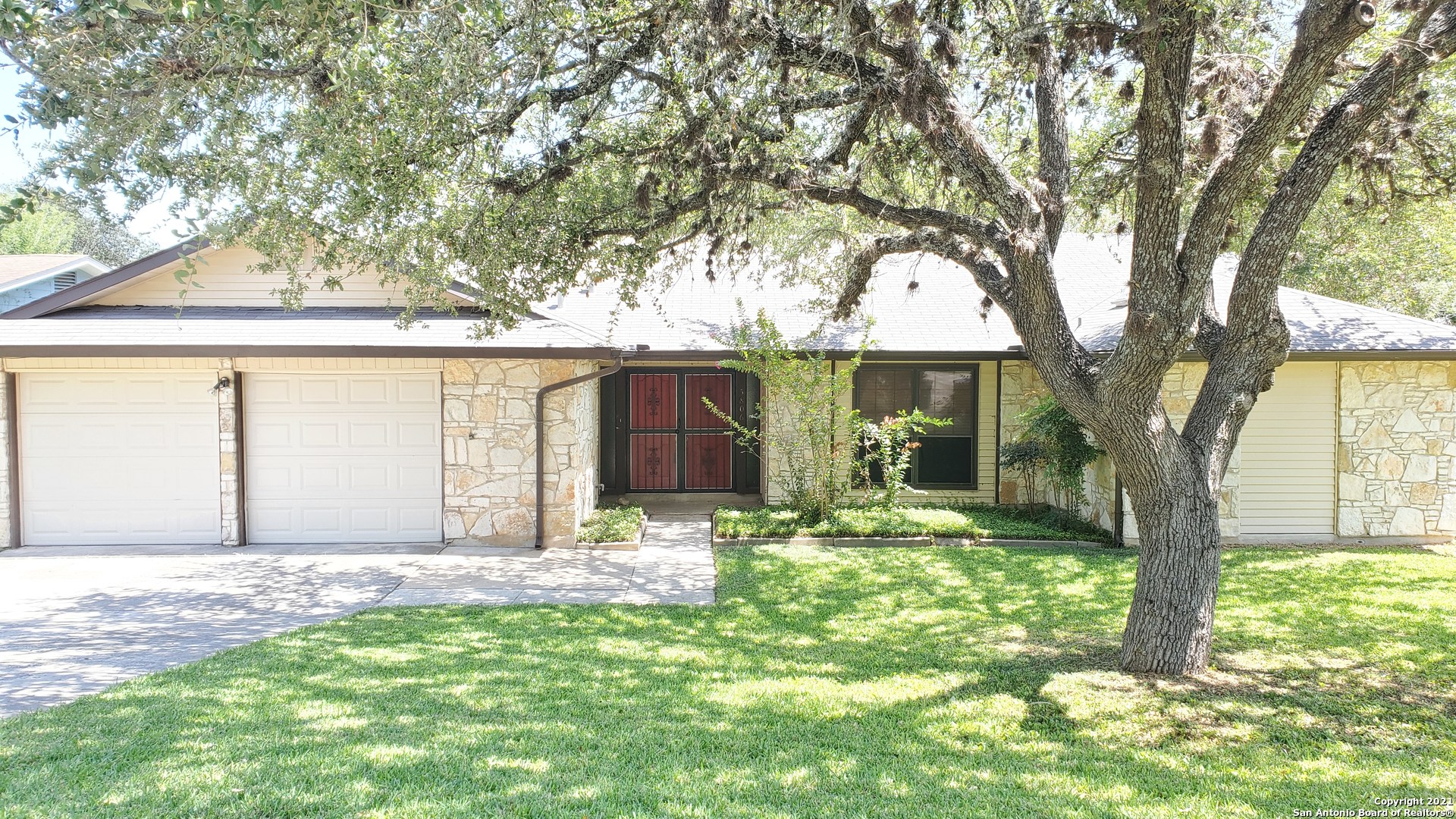 5806 Echoway Street San Antonio TX 78247