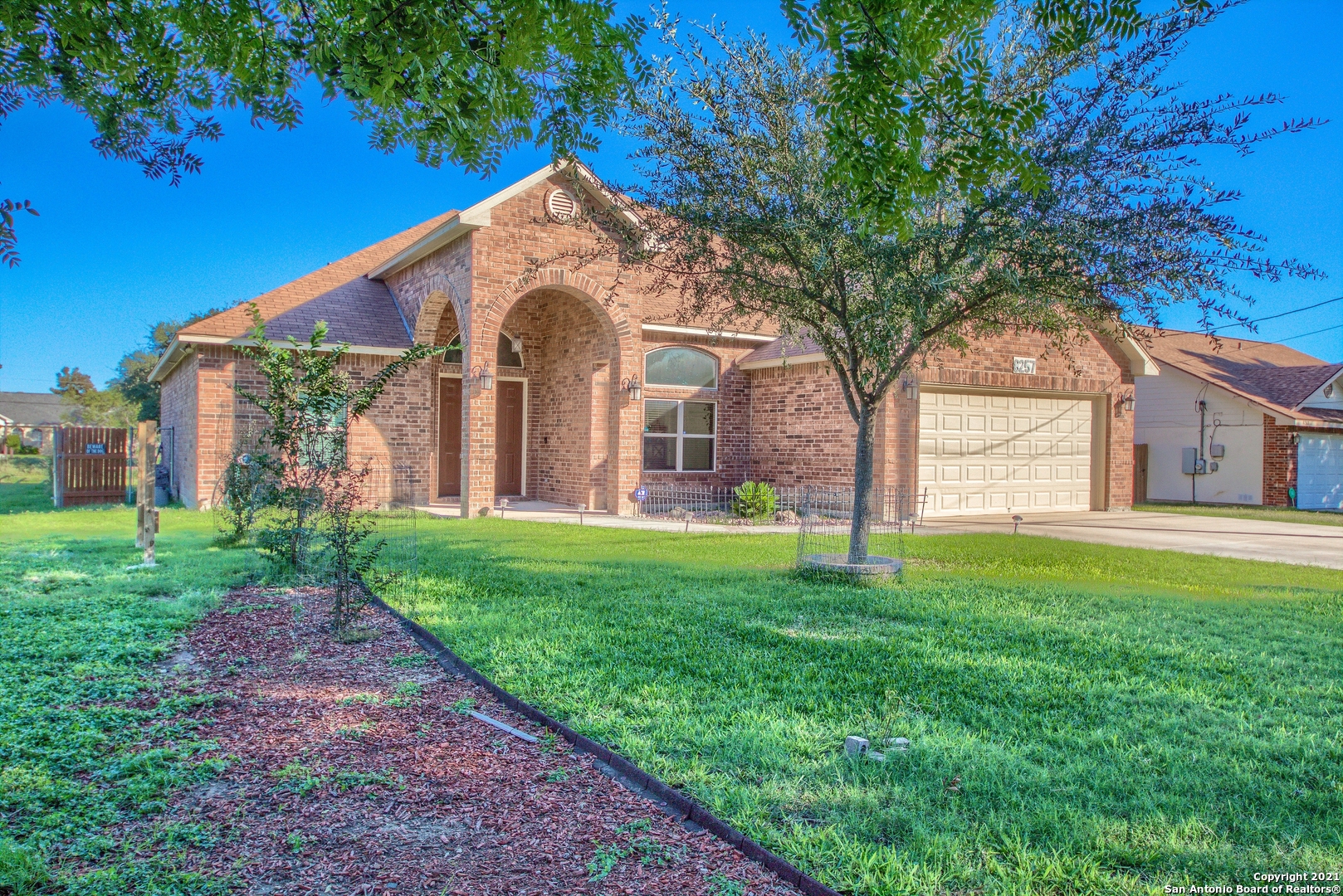 8257 Woodcliff Boulevard Selma TX 78154