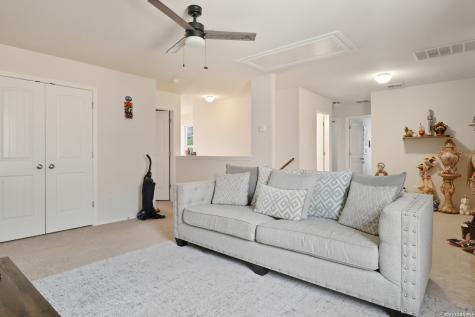 2838 High Castle Lane San Antonio TX 78245