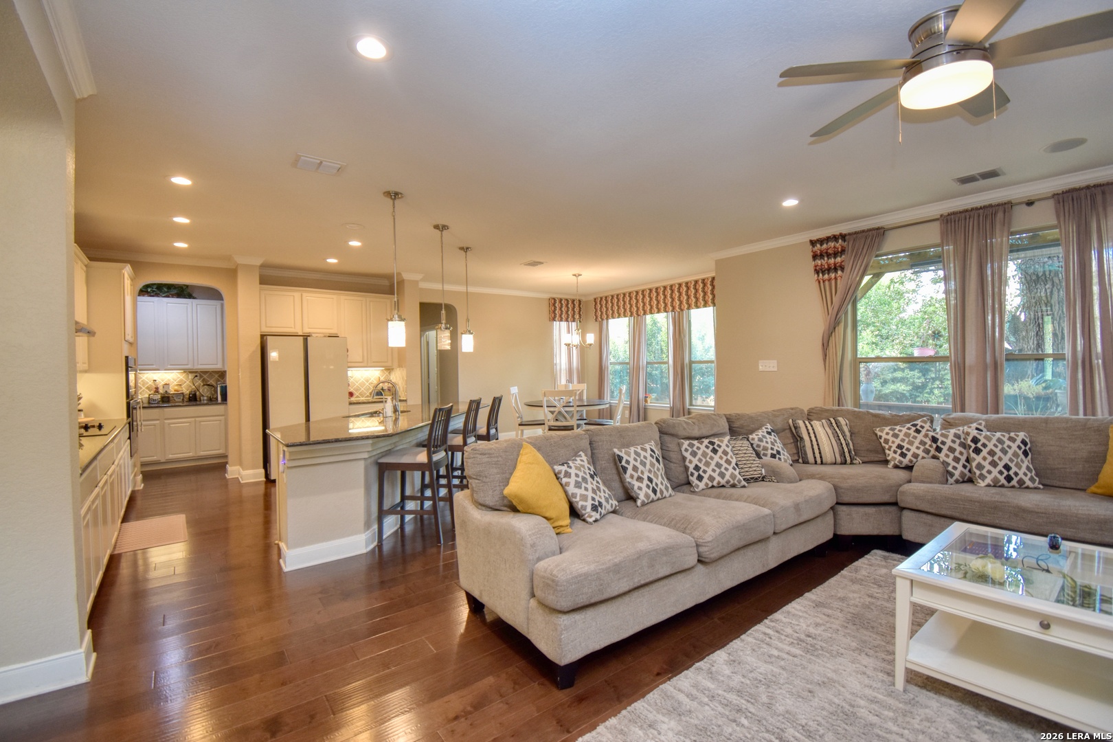 26013 Los Mirasoles Boerne TX 78015