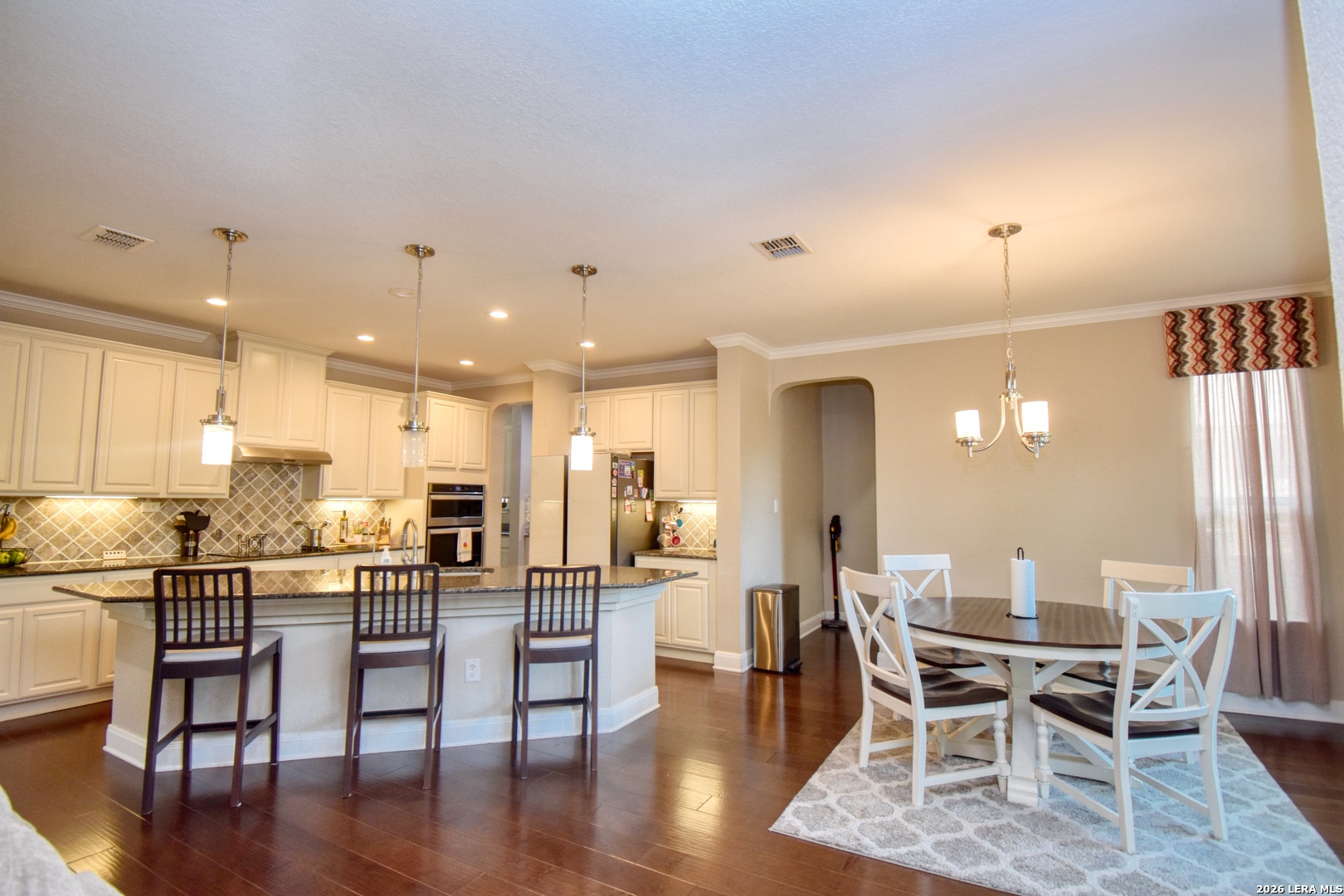26013 Los Mirasoles Boerne TX 78015