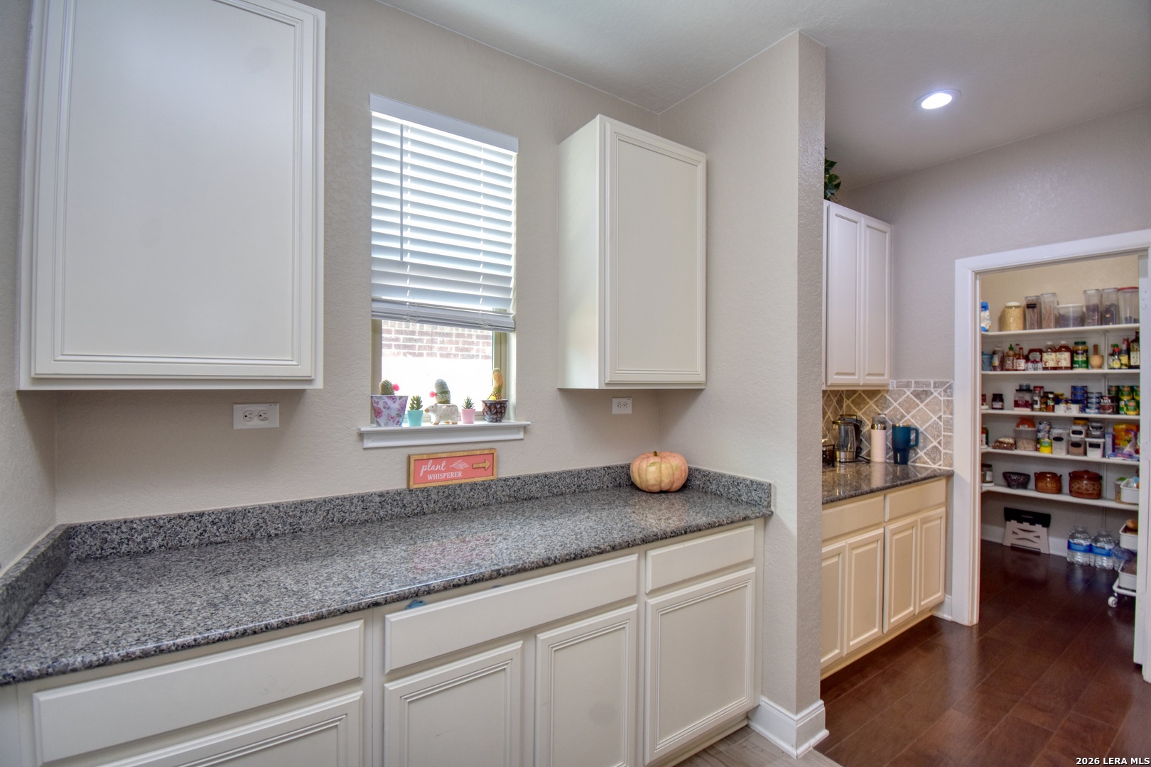 26013 Los Mirasoles Boerne TX 78015