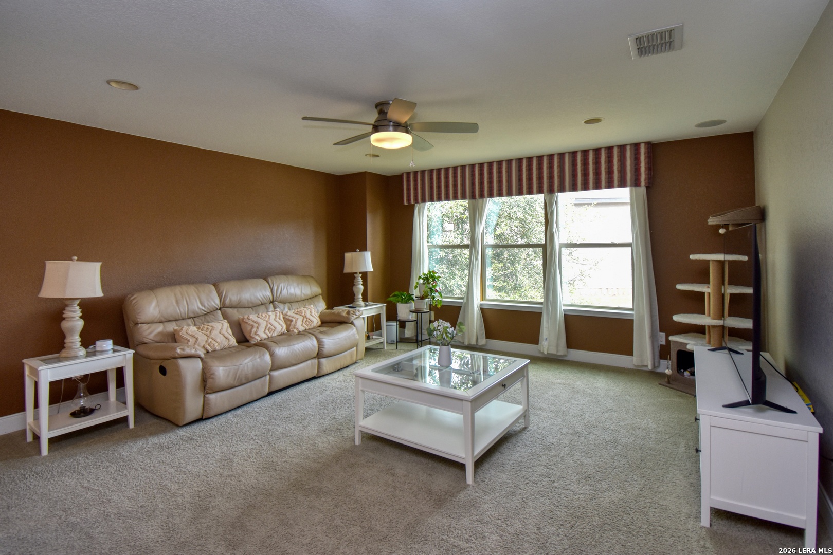 26013 Los Mirasoles Boerne TX 78015
