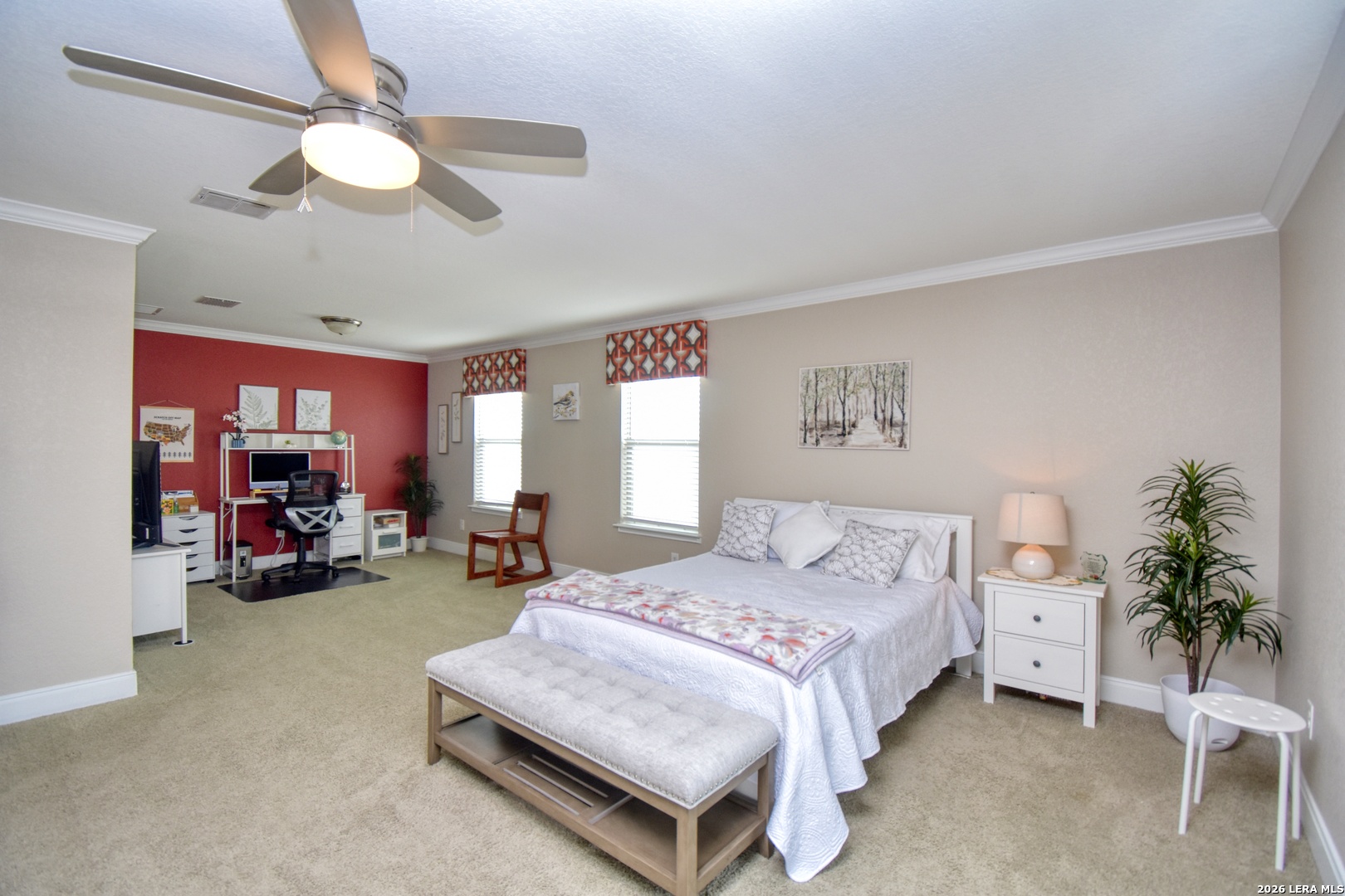 26013 Los Mirasoles Boerne TX 78015