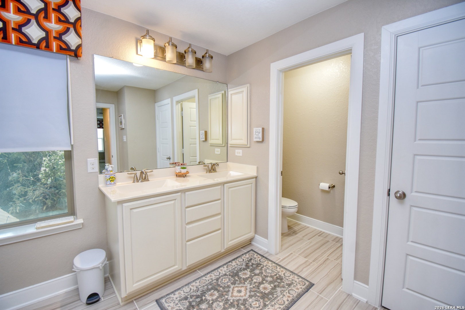 26013 Los Mirasoles Boerne TX 78015