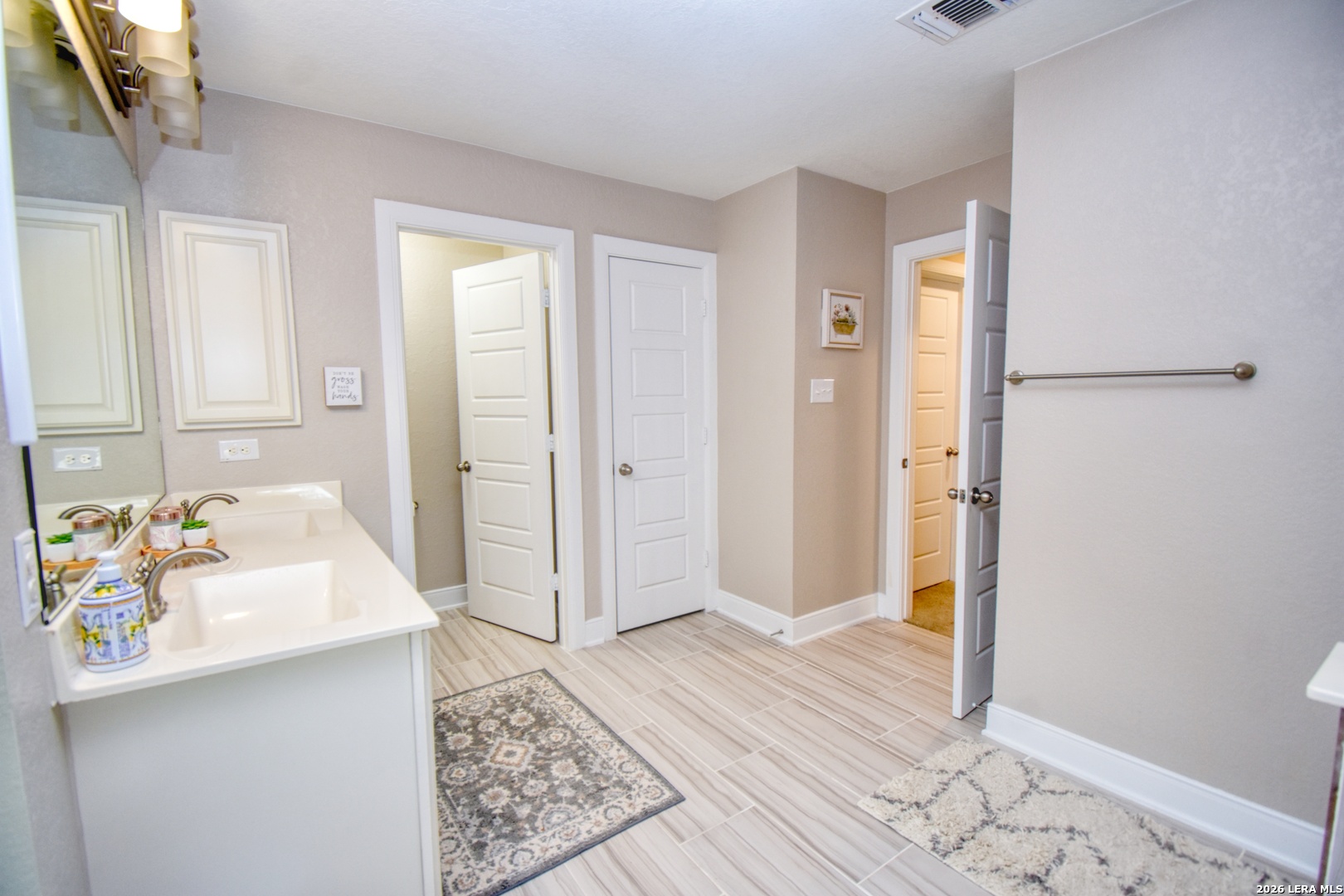 26013 Los Mirasoles Boerne TX 78015