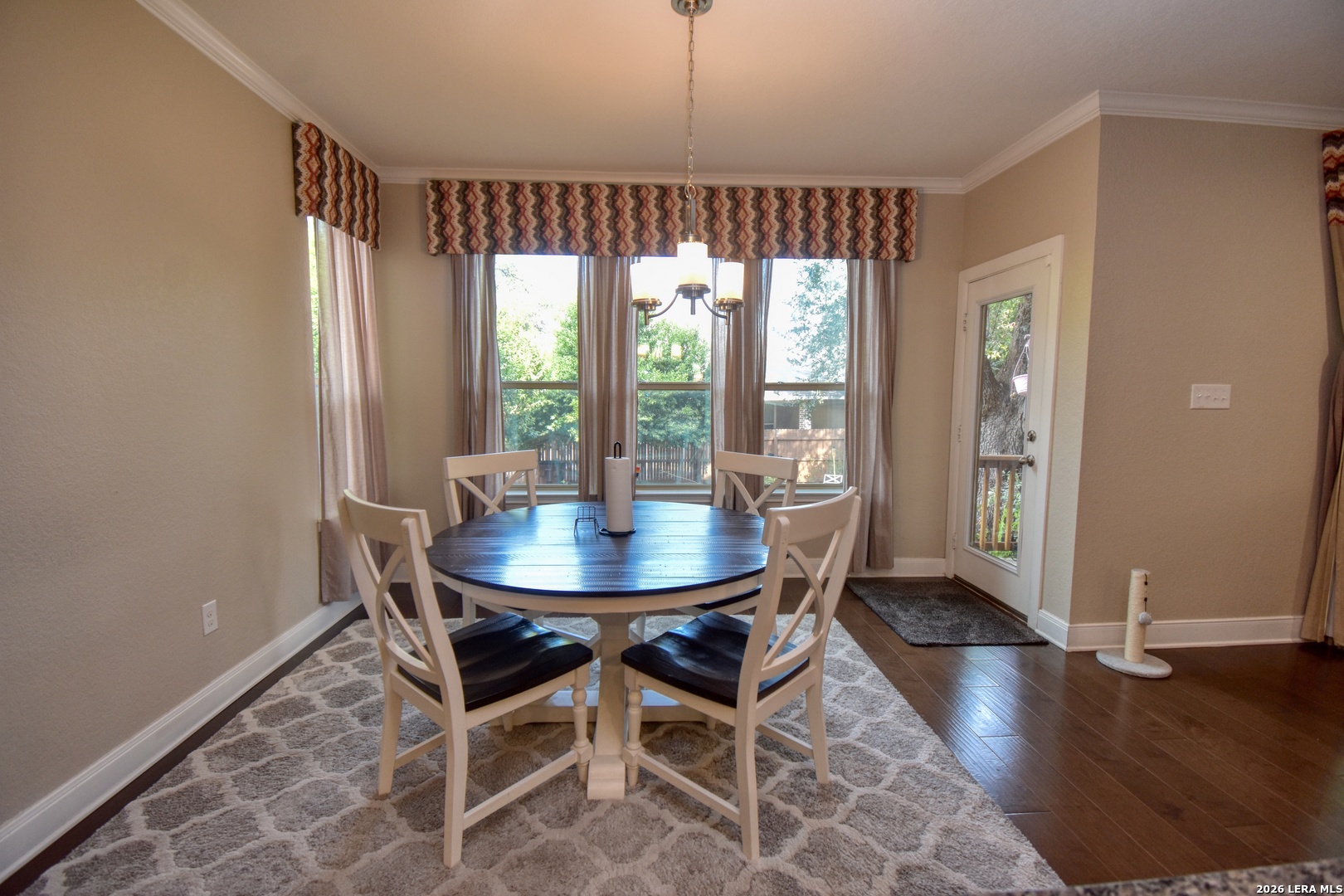 26013 Los Mirasoles Boerne TX 78015