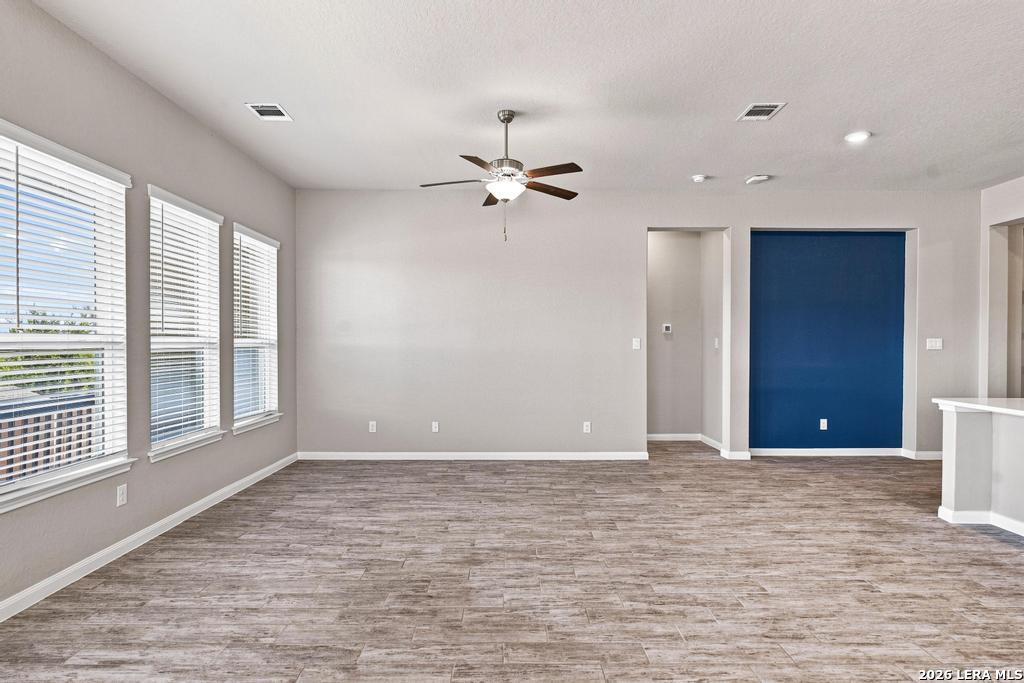 2112 Bailey Forest San Antonio TX 78253