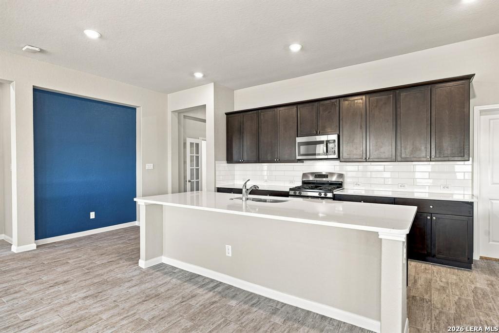 2112 Bailey Forest San Antonio TX 78253