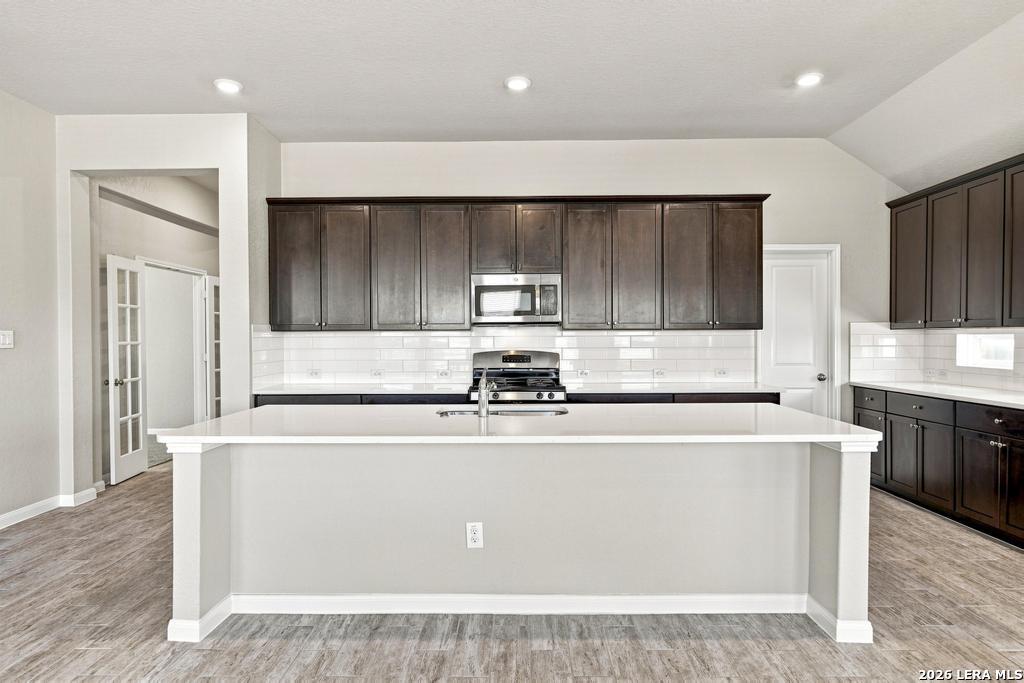 2112 Bailey Forest San Antonio TX 78253