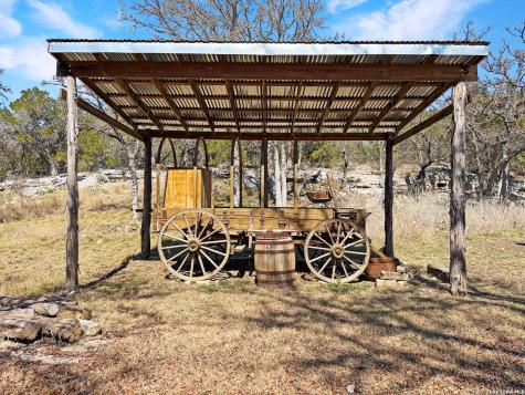 196 B Rock Bottom Road Hunt TX 78024