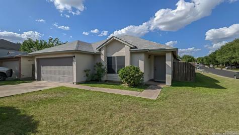 6627 Beech Trail Drive Converse TX 78109