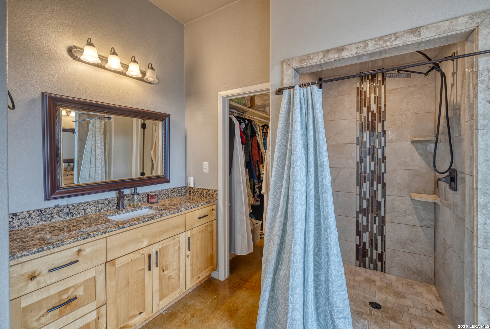 241 Marsh Uvalde TX 78801