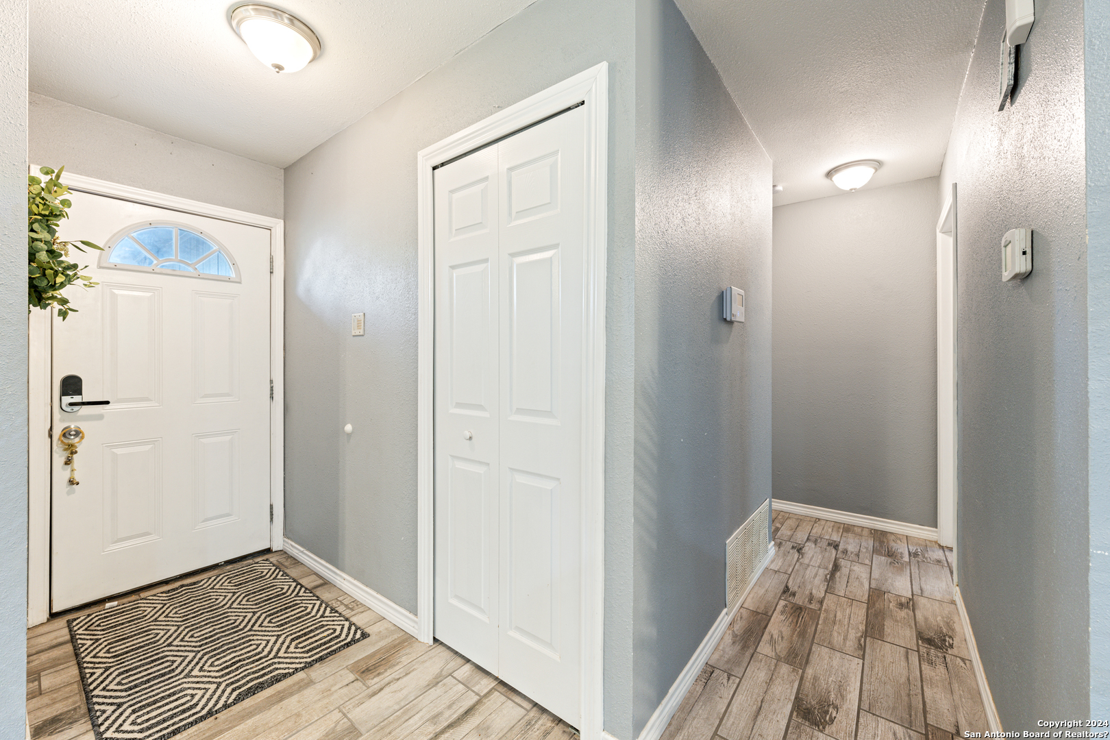 5802 Branch Valley San Antonio TX 78242