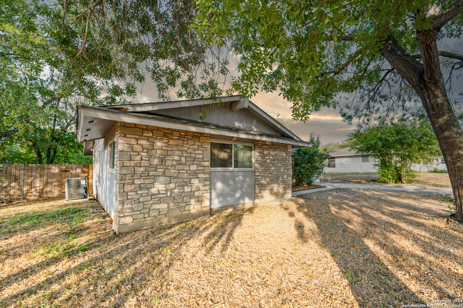 5802 Branch Valley San Antonio TX 78242
