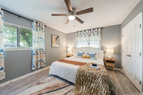 5802 Branch Valley San Antonio TX 78242