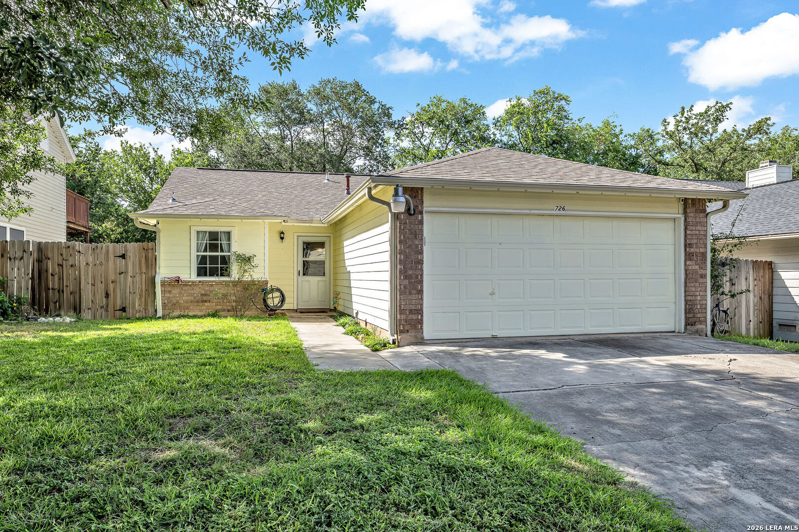 726 Meadow Gate Converse TX 78109