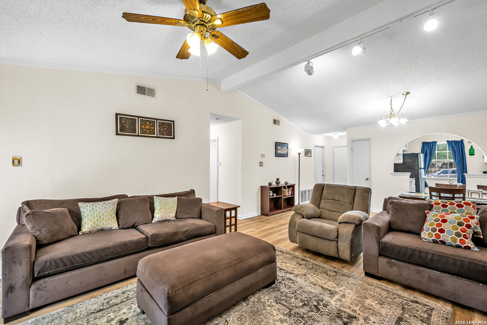 726 Meadow Gate Converse TX 78109
