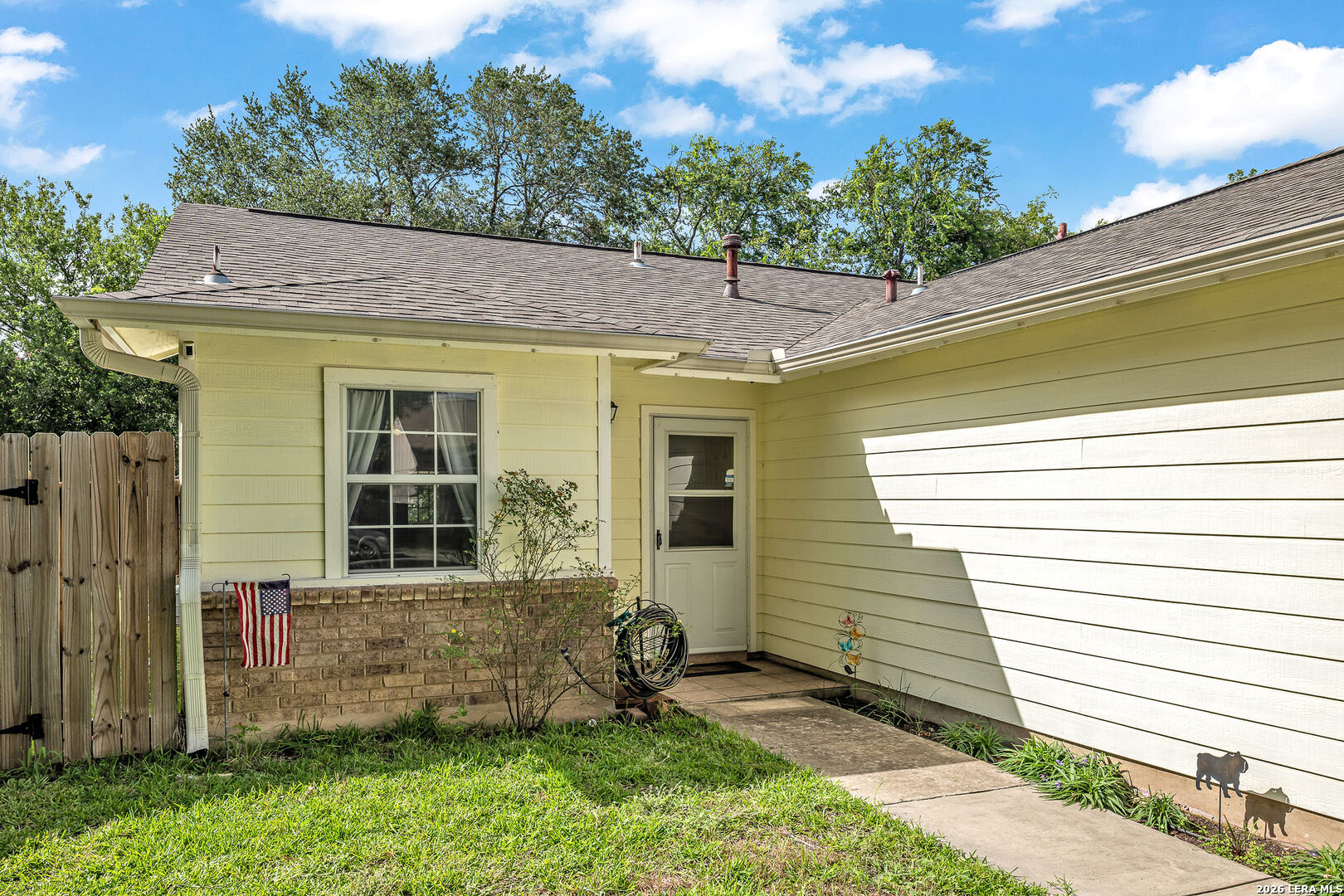 726 Meadow Gate Converse TX 78109
