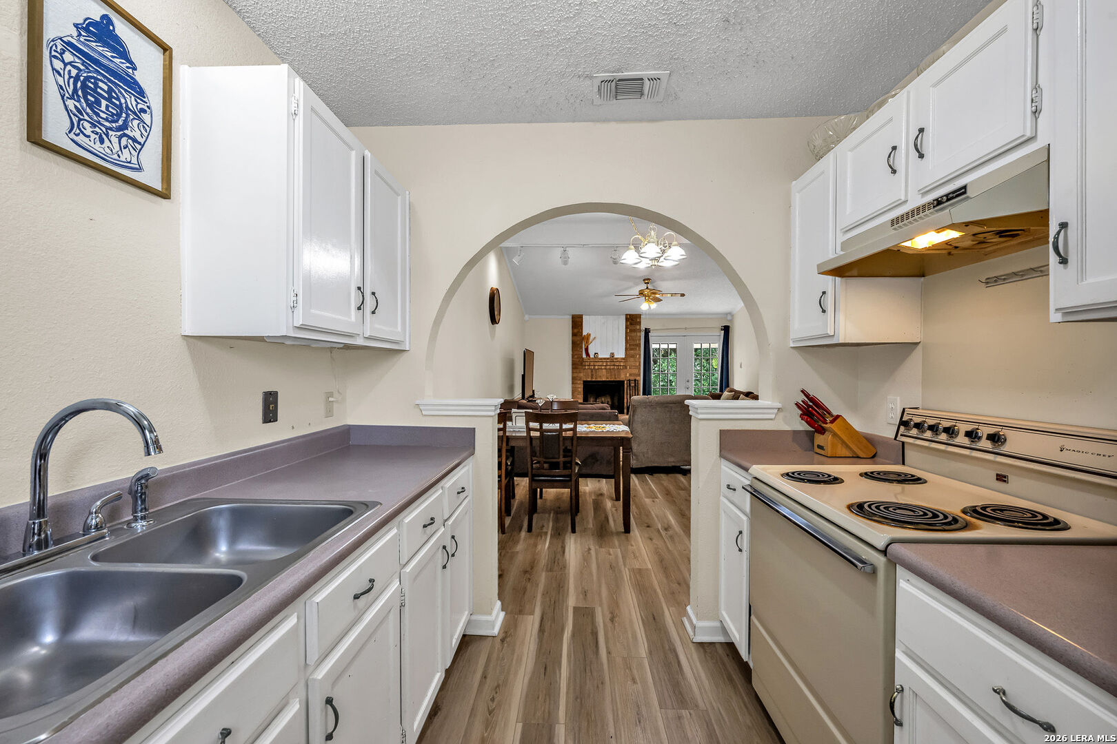 726 Meadow Gate Converse TX 78109