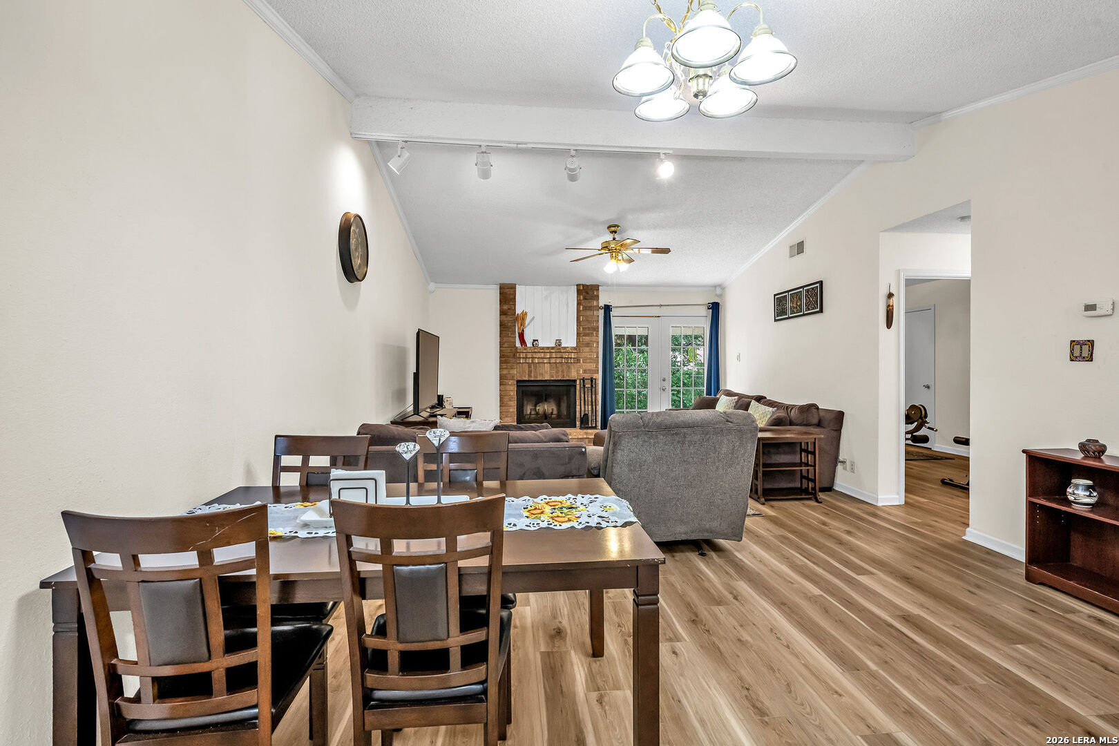 726 Meadow Gate Converse TX 78109