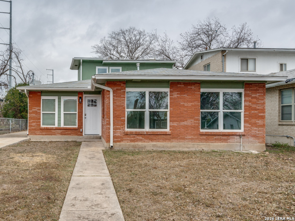 2207 Burnet San Antonio TX 78202