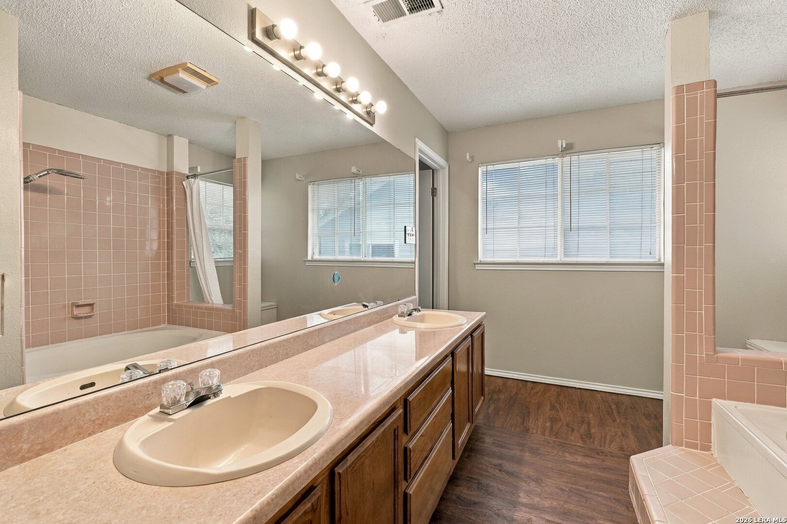 8531 Timber Place San Antonio TX 78250