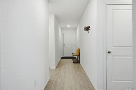 124 Wood Moss Floresville TX 78114