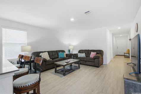 124 Wood Moss Floresville TX 78114