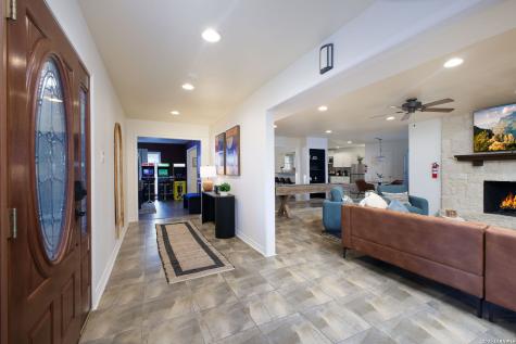 107 Wickford Way San Antonio TX 78213