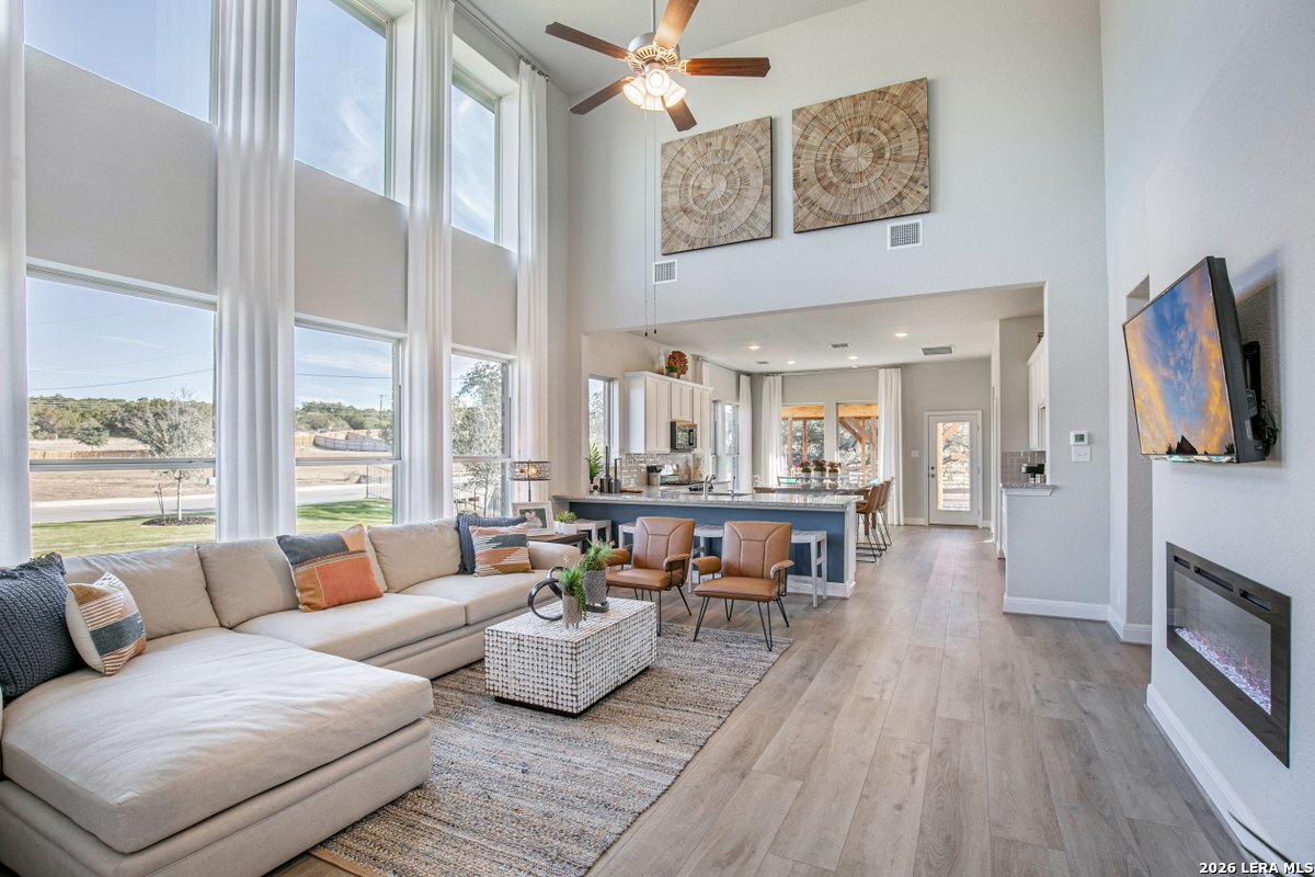 9422 Luke Path San Antonio TX 78254