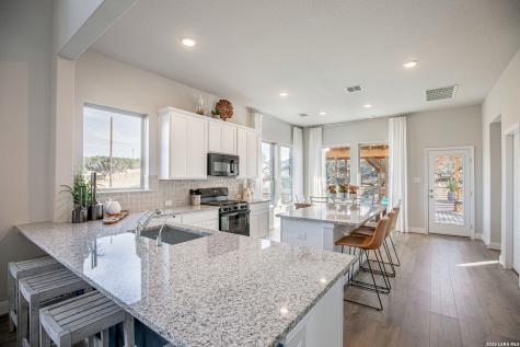 9422 Luke Path San Antonio TX 78254