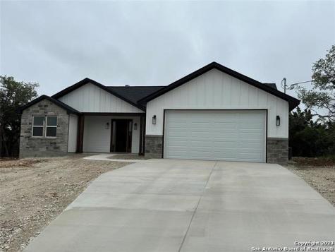 1260 Yaupon Drive Fischer TX 78623
