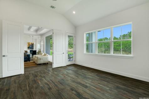 1465 Ironwood Road Fischer TX 78623