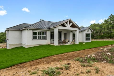 1465 Ironwood Road Fischer TX 78623