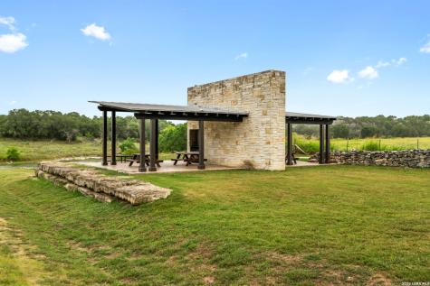 1465 Ironwood Road Fischer TX 78623