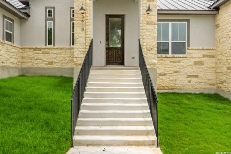 1465 Ironwood Road Fischer TX 78623
