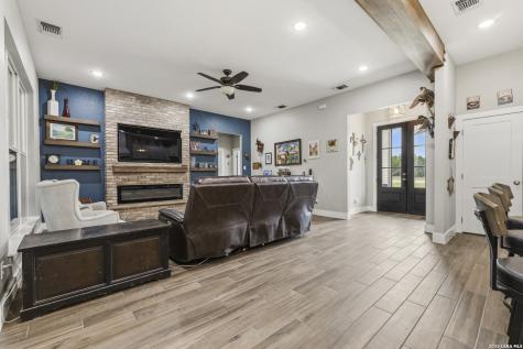 1516 Kings Ranch Road Bandera TX 78003