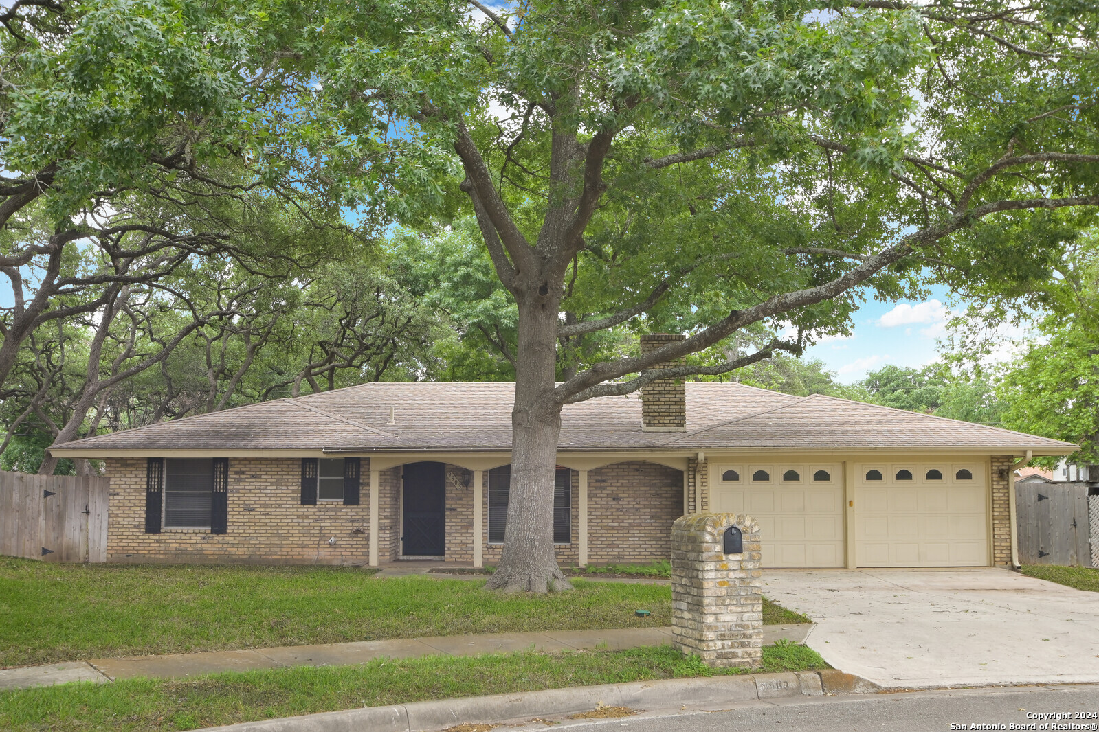 9903 Omena Court San Antonio TX 78230